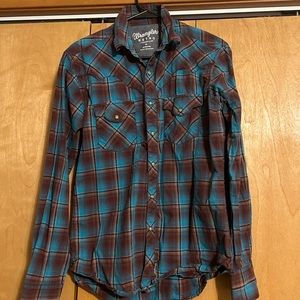 Wrangler pearl snap shirt
